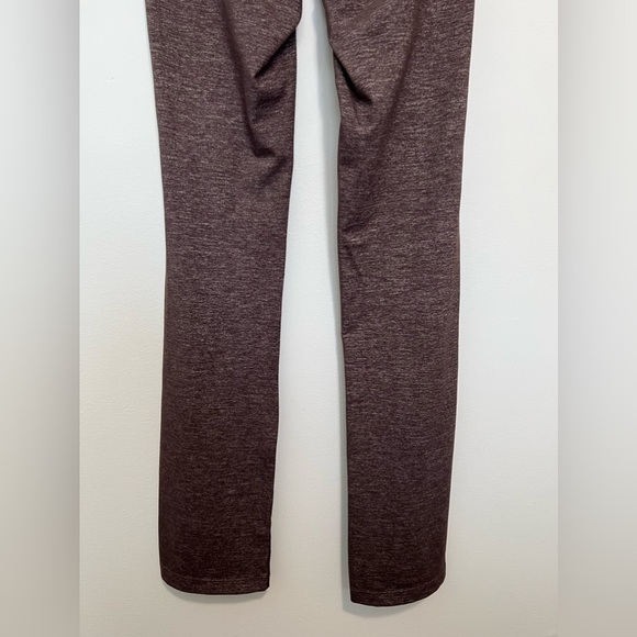 M. Athleta Revelation yoga pant - Picture 7 of 16